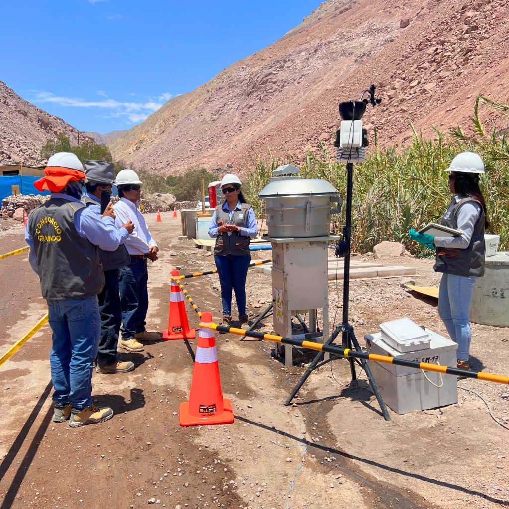 Monitoreo ambiental en agua para riego en canales - Galería 1