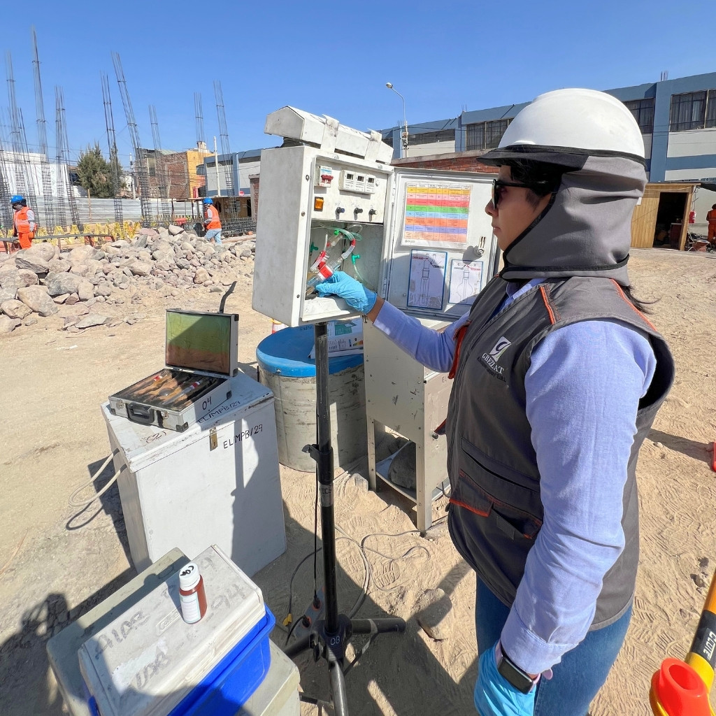 Monitoreo ambiental en construcción educativa